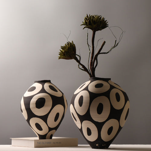 Atelier Orbit Vase