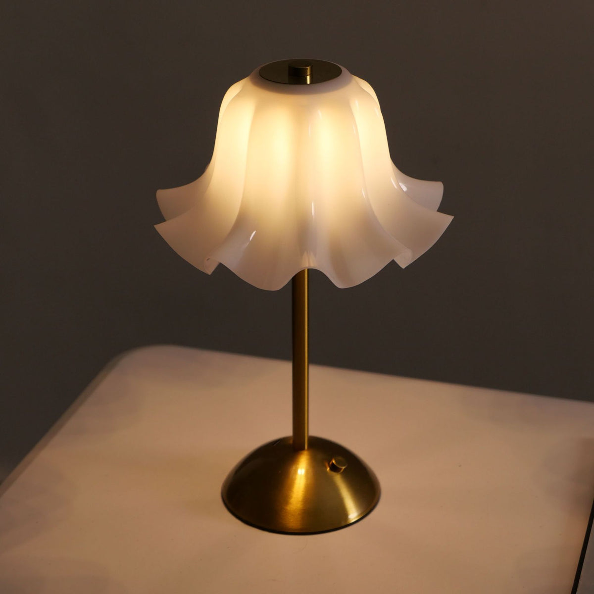 Fleur Glow Lamp