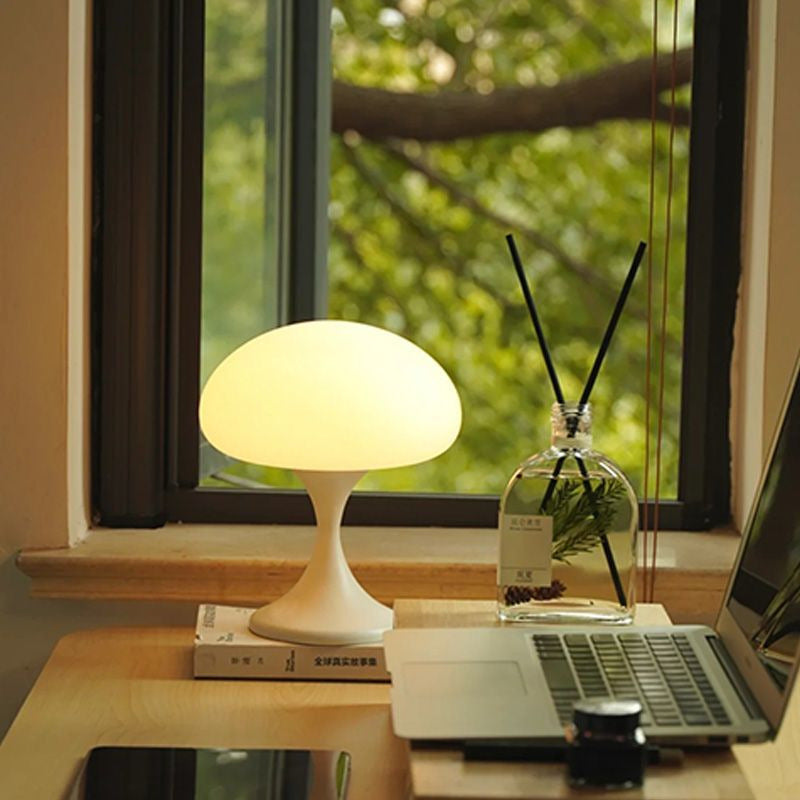 Jellyfish Glow Lamp